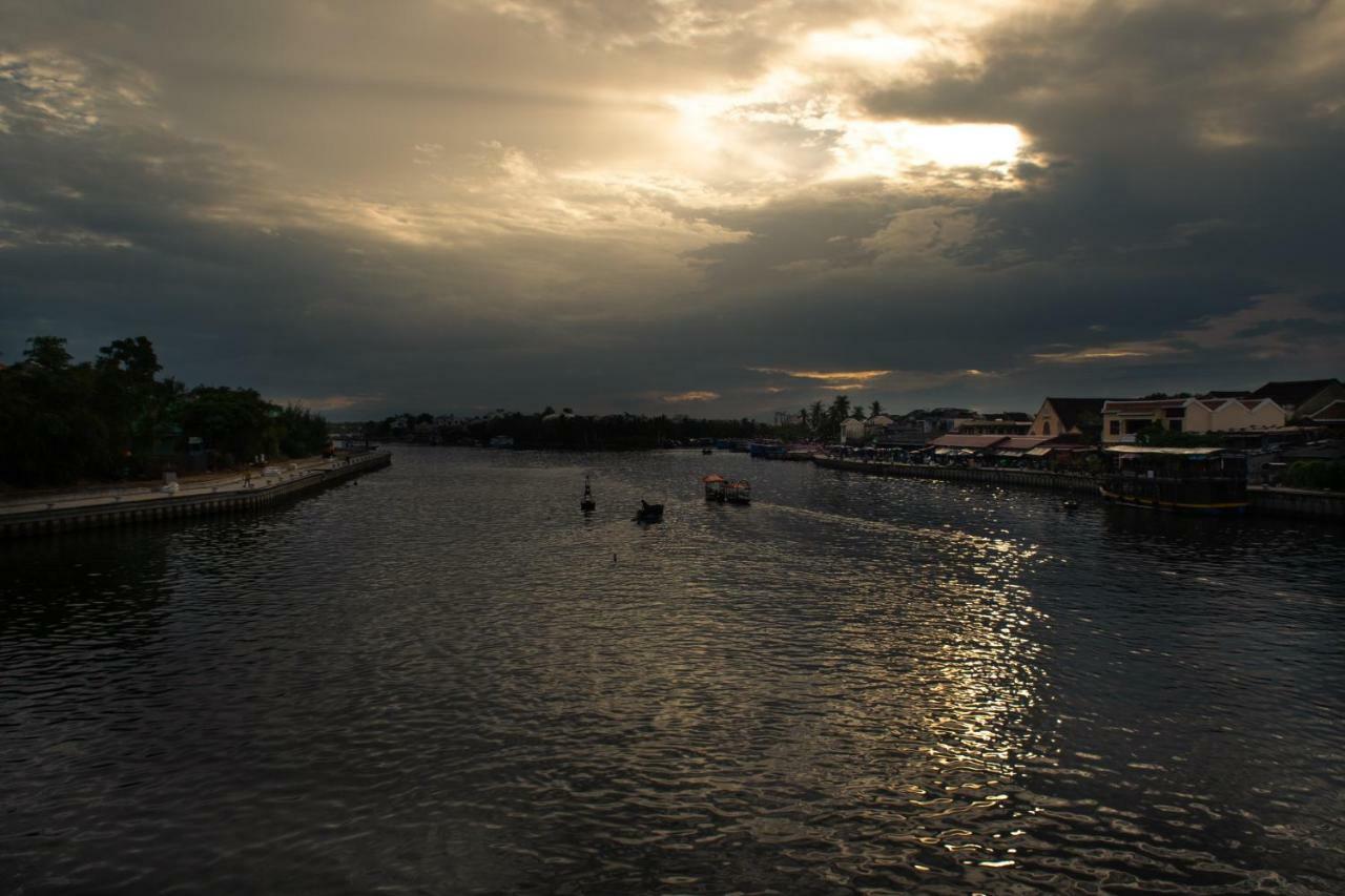 Waterfront Hoi An Resort Exterior photo